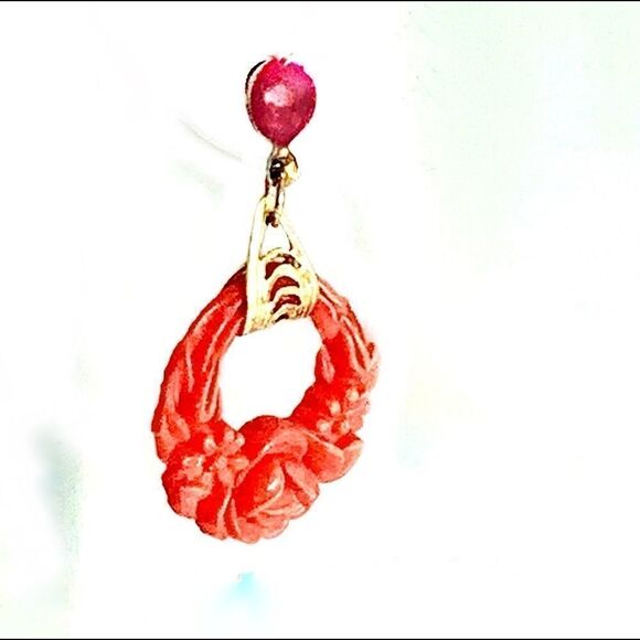 Vintage coral pressed glass floral hoop earrings pierced-Japan - Picture 5 of 6